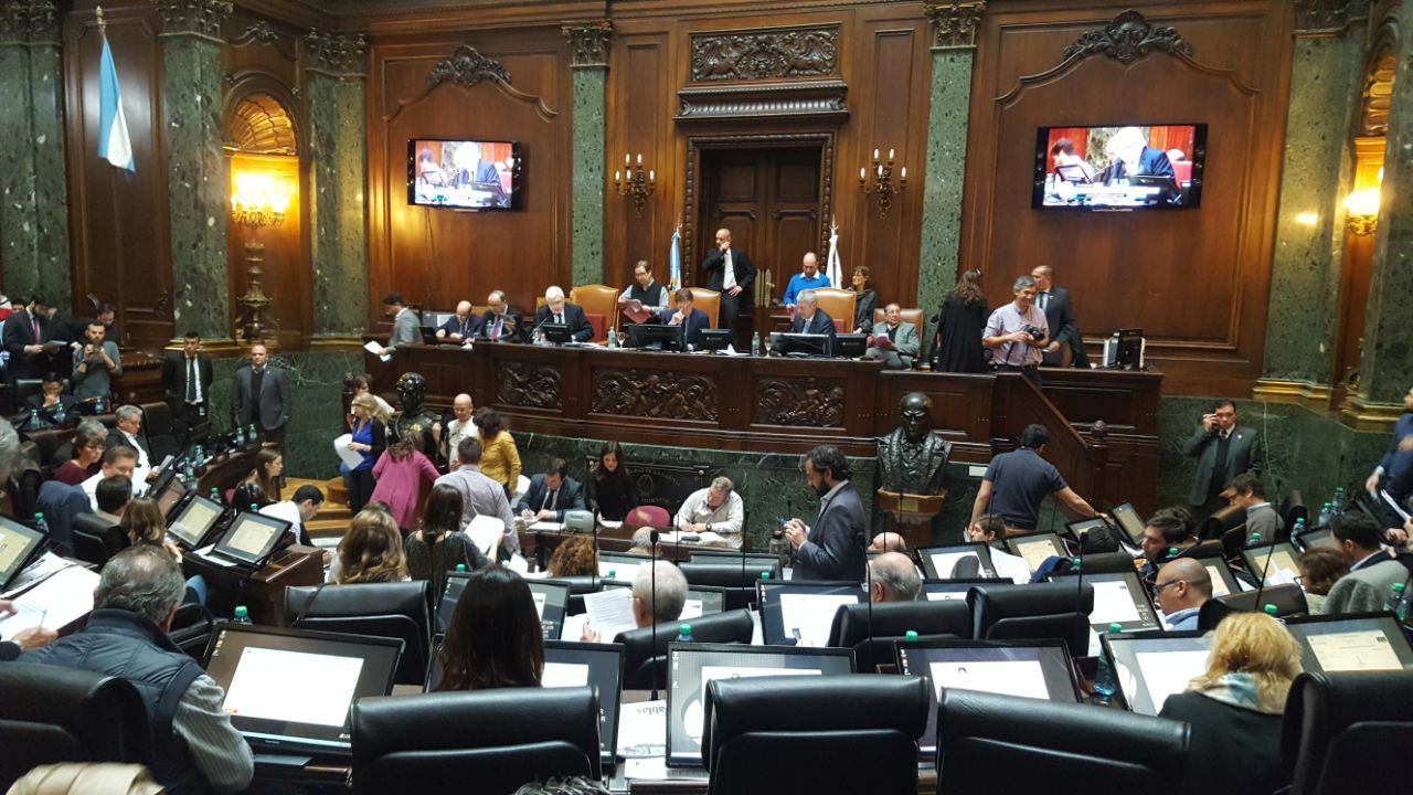 La Legislatura aprobó por unanimidad la Ley de inquilinos