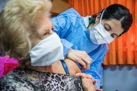 Continúa la vacunación antigripal en el Cesac 36 y en el Hospital Vélez Sarsfield | Previa inscripción online