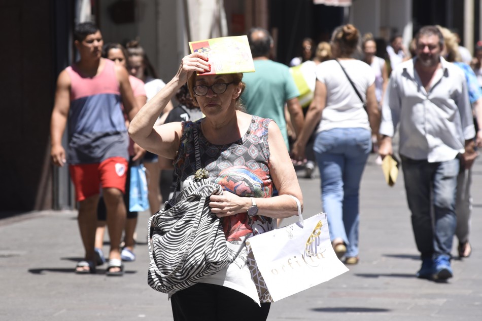 Las esquinas de la Comuna 10, entre las más calurosas de la Ciudad | Con temperaturas de más de 45 grados