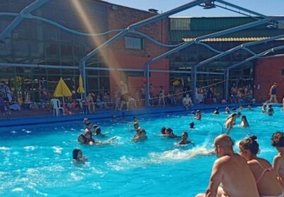 Abrió al público la pileta del Pomar | Un oasis en la Comuna 10