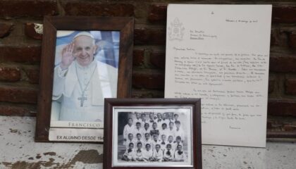 Adiós a Francisco: La Escuela Técnica 27 de Monte Castro despidió “a su alumno más influyente”