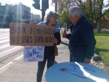 Jubilazo Federal en la Comuna 10 | Nueva jornada en defensa del aumento a las jubilaciones y en rechazo a la represión