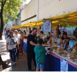 Feria con corazón en Monte Castro
