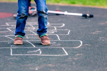 «Calles para jugar» | Presentan un proyecto para habilitar espacios de juego libre en los barrios de la Ciudad