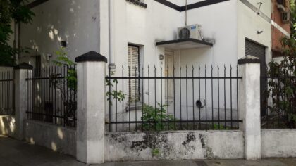 Un panorama desolador para la biblioteca Hilario Ascasubi | Nuevamente, suspenden actividades por la caída de la mampostería