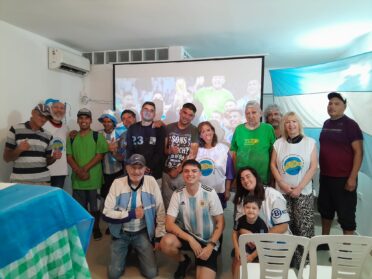 “Todo lo hacemos con amor y compromiso» | Ser Con Vos organiza una feria americana con música en vivo este sábado