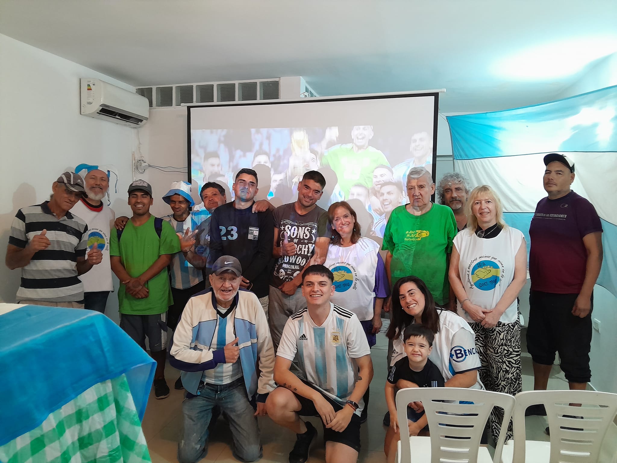 “Todo lo hacemos con amor y compromiso» | Ser Con Vos organiza una feria americana con música en vivo este sábado