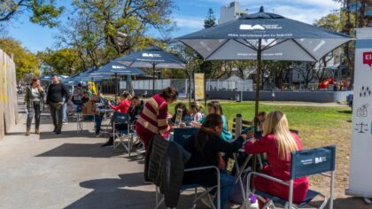 Oftalmología, atención odontológica y vacunación de mascotas gratuita en Versalles