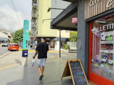 Monte Castro en alerta por robo de celulares